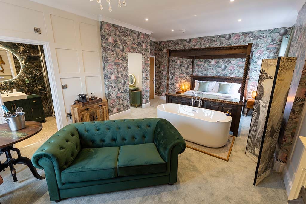 A fabulous 4 poster room at Resolution Hotel in Whitby
