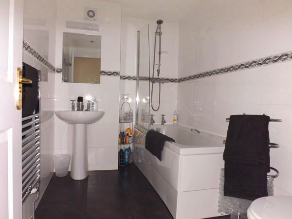 The house bathroom at the Penthouse, Whitby